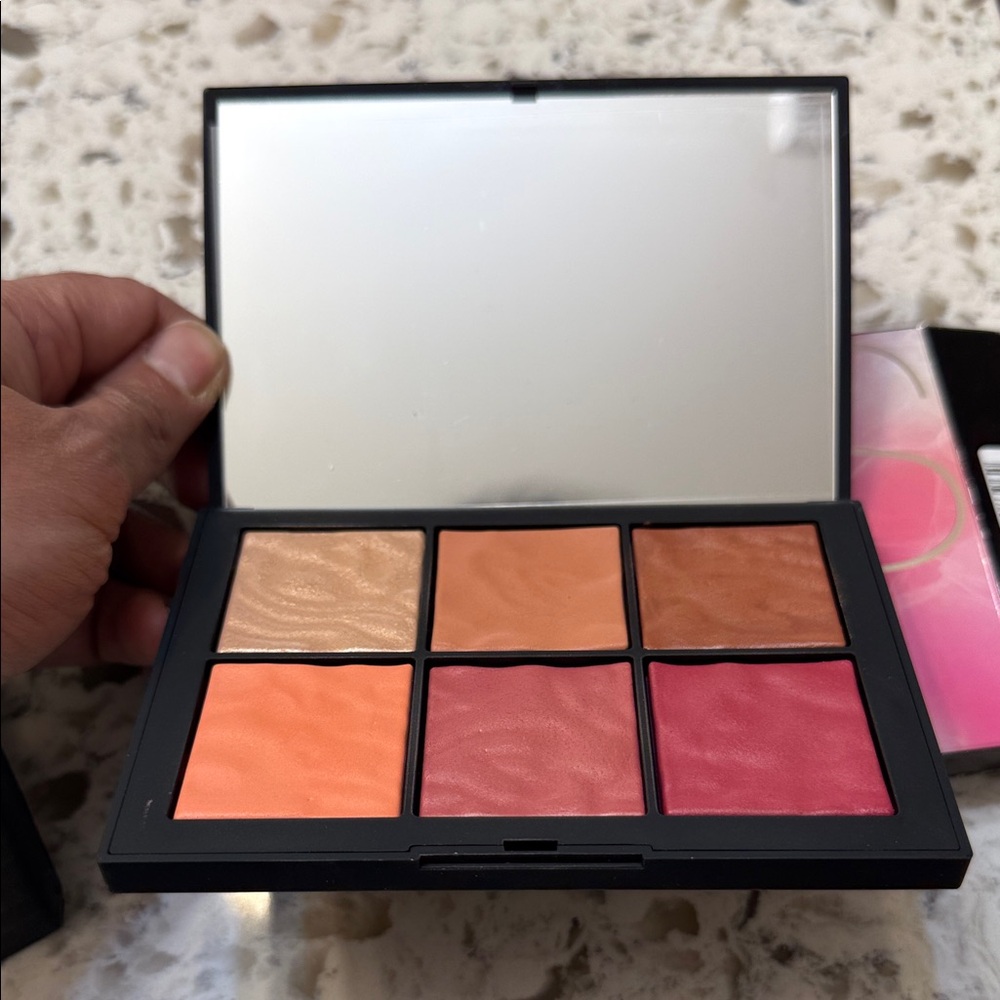 NARS Exposed Multi-Color Blush Palette
